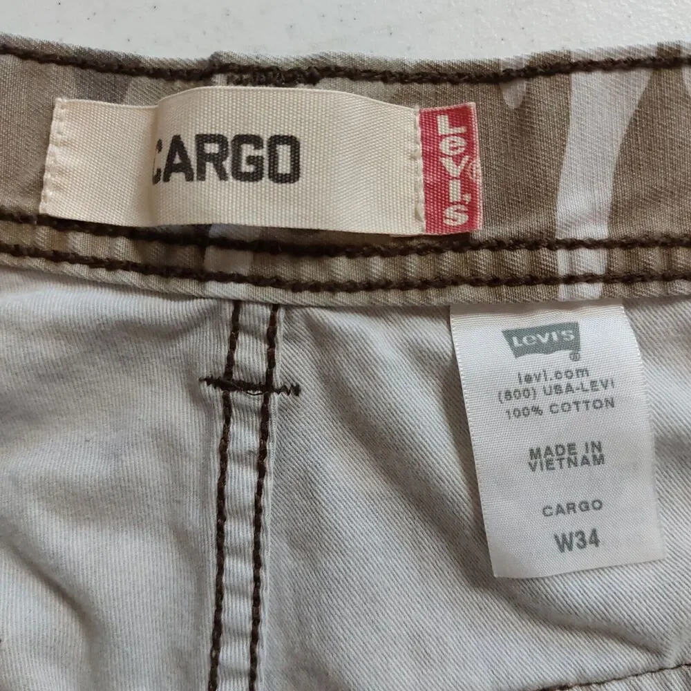 Levis gear up